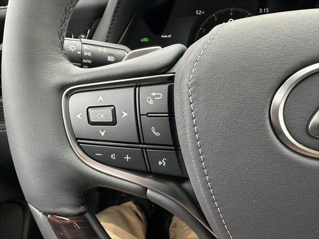new 2025 Lexus LS 500 car, priced at $107,500