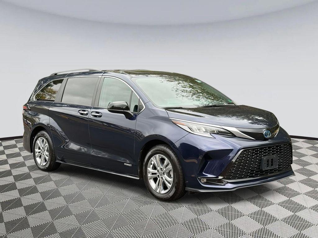 used 2021 Toyota Sienna car, priced at $39,700