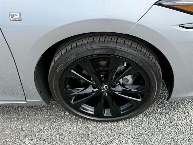 used 2022 Lexus ES 350 car, priced at $43,500