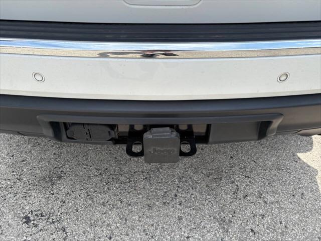 used 2015 Jeep Grand Cherokee car, priced at $14,499