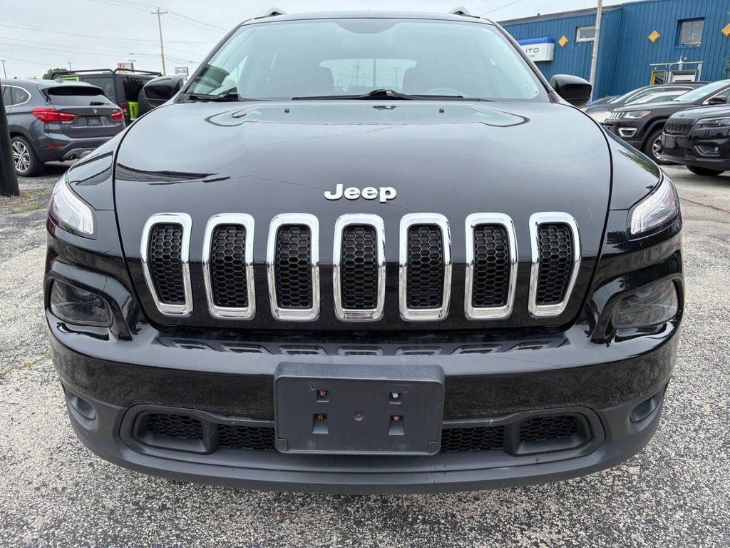 used 2018 Jeep Cherokee car, priced at $12,499