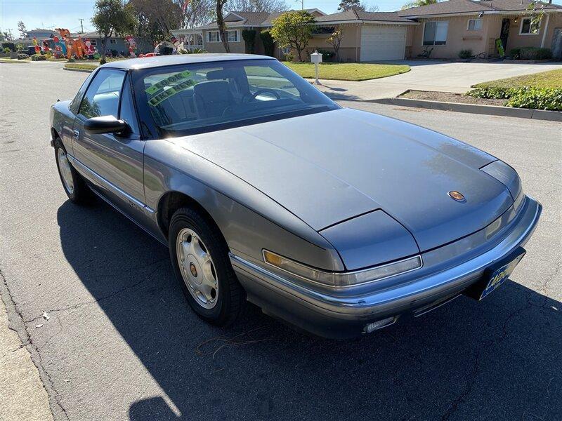 used 1991 Buick Reatta car, priced at $8,999