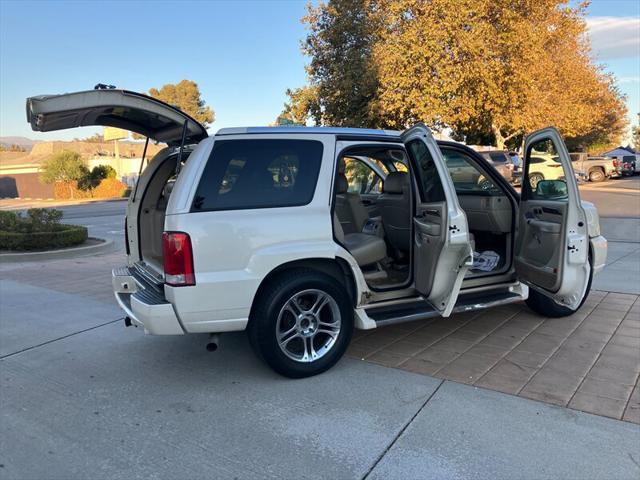 used 2003 Cadillac Escalade car, priced at $5,999