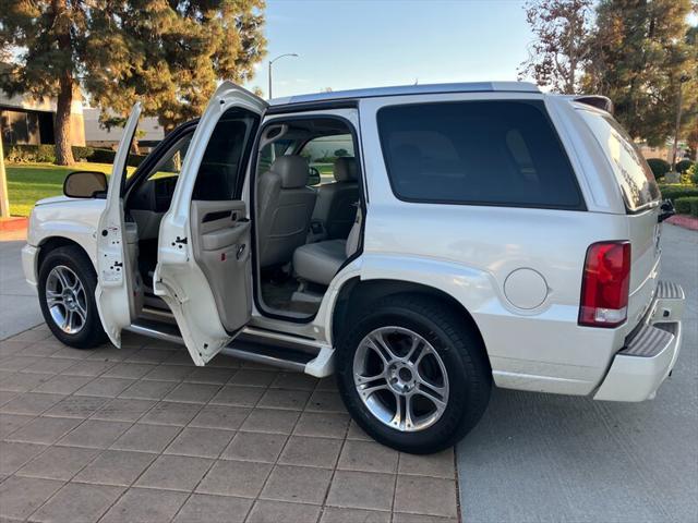 used 2003 Cadillac Escalade car, priced at $5,999