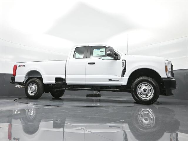 new 2025 Ford F-250 car, priced at $59,572