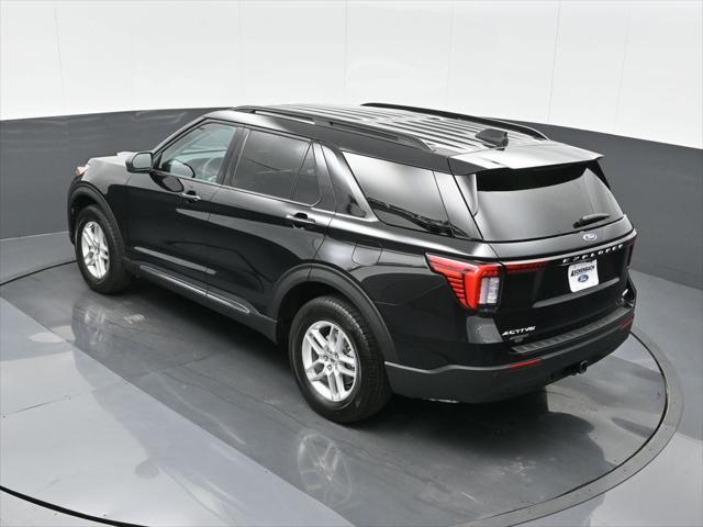 new 2025 Ford Explorer car, priced at $40,257