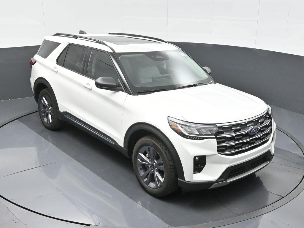 new 2025 Ford Explorer car, priced at $46,758