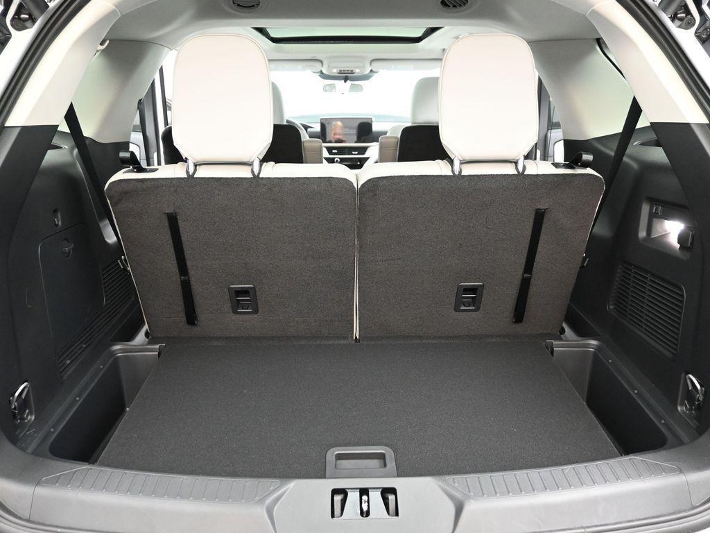 new 2025 Ford Explorer car, priced at $46,758