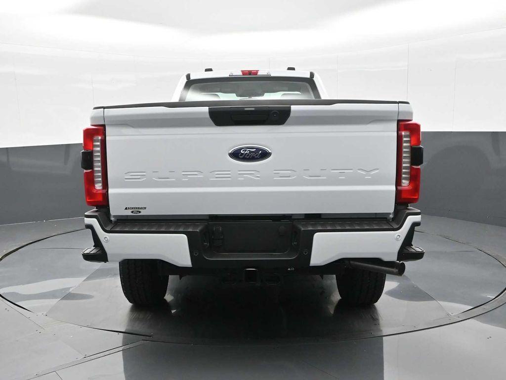 new 2025 Ford F-350 car, priced at $51,647