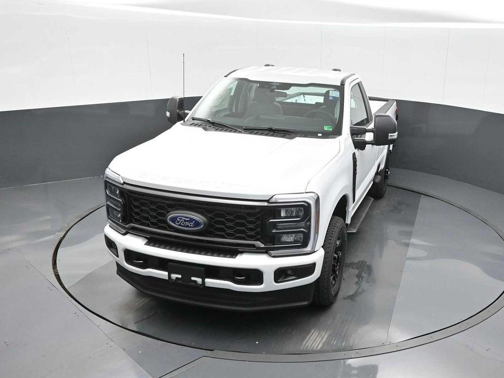 new 2025 Ford F-350 car, priced at $51,647