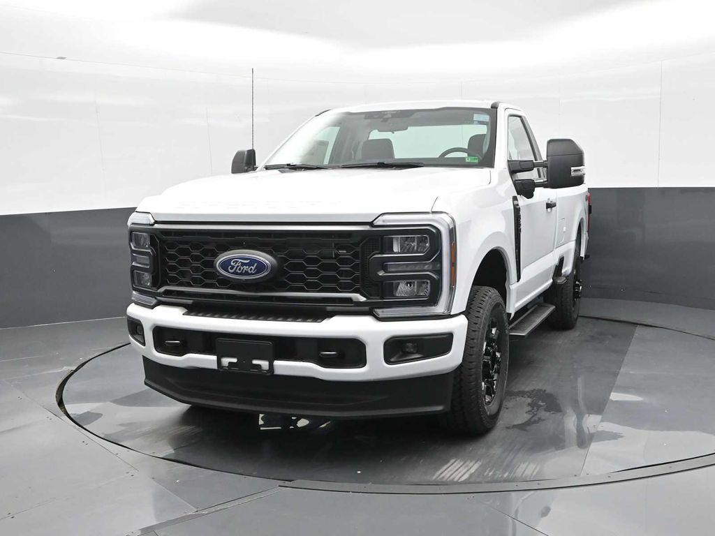 new 2025 Ford F-350 car, priced at $51,647