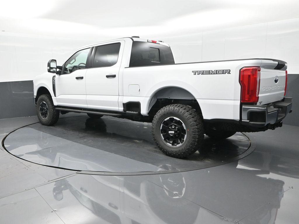 new 2025 Ford F-350 car, priced at $63,077