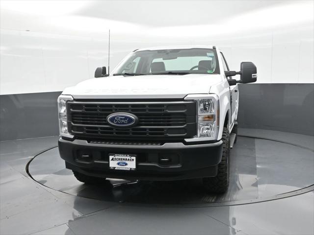 new 2025 Ford F-250 car, priced at $51,200