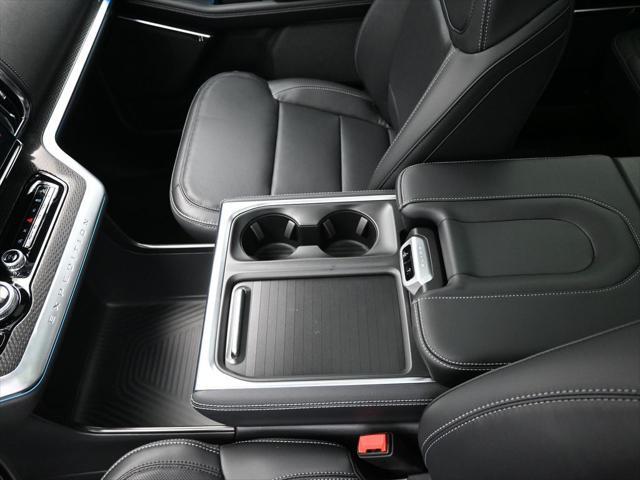 new 2025 Ford Expedition Max car, priced at $85,634
