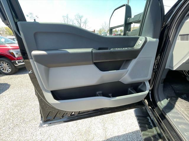 new 2025 Ford F-350 car, priced at $72,565