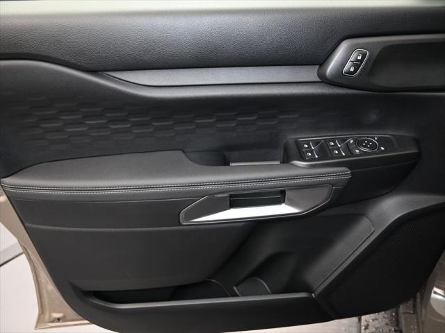 new 2025 Ford Ranger car, priced at $43,832