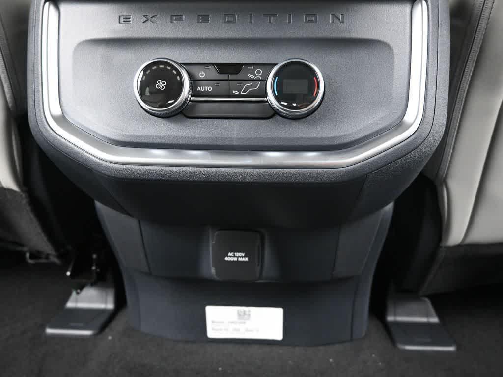 new 2025 Ford Expedition Max car, priced at $73,295
