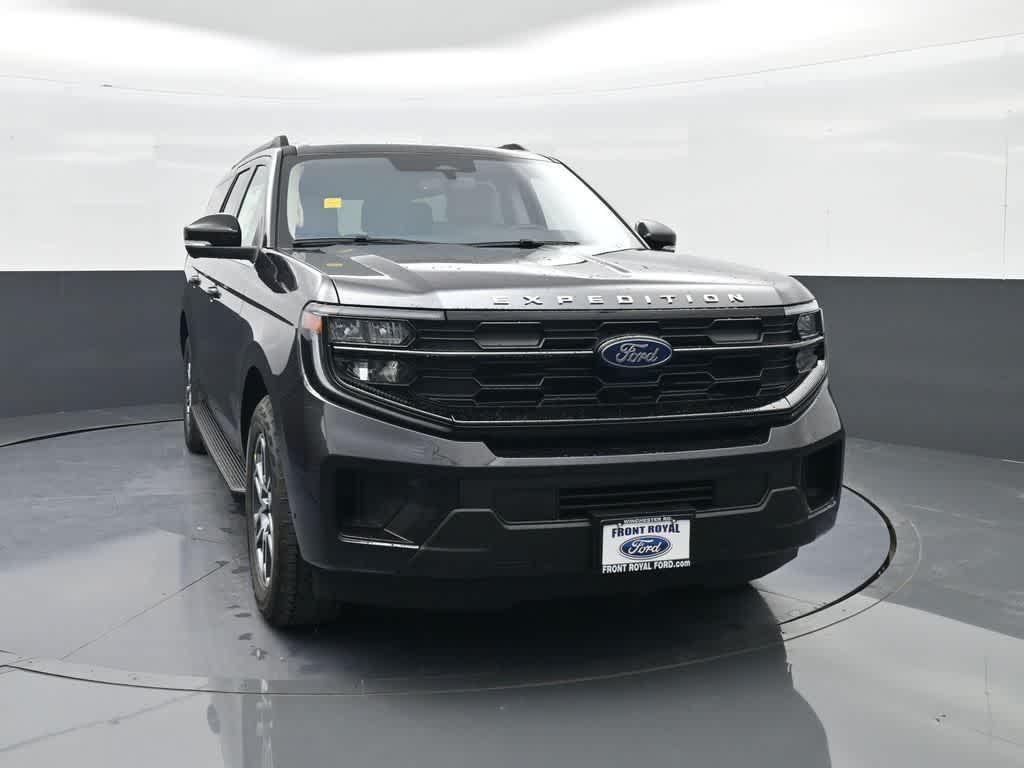 new 2025 Ford Expedition Max car, priced at $73,295