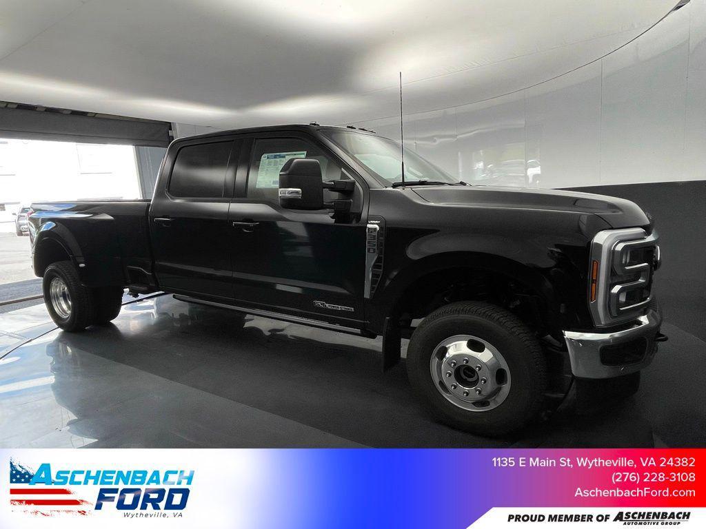 new 2025 Ford F-350 car