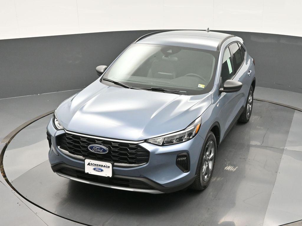 new 2025 Ford Escape car, priced at $30,982