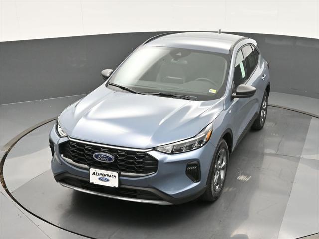 new 2025 Ford Escape car, priced at $30,053