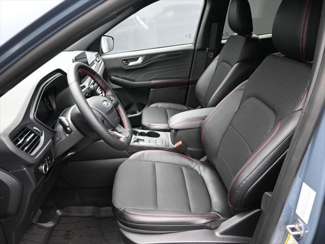 new 2025 Ford Escape car, priced at $30,053