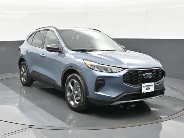 new 2025 Ford Escape car, priced at $30,053