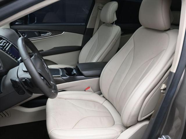 used 2019 Lincoln Nautilus car, priced at $23,498