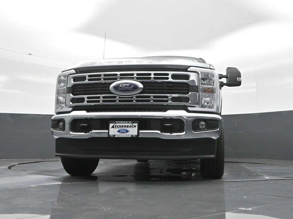 new 2025 Ford F-350 car, priced at $51,182