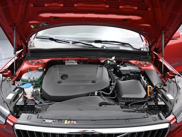 used 2023 Volvo XC40 car, priced at $35,569