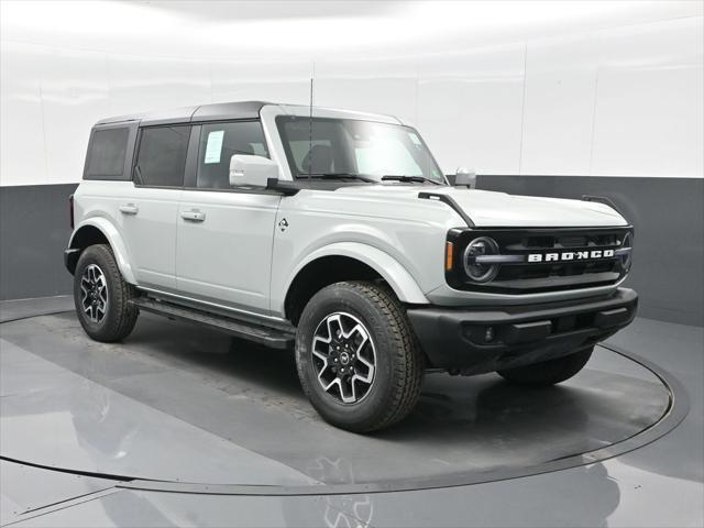 new 2024 Ford Bronco car, priced at $50,329