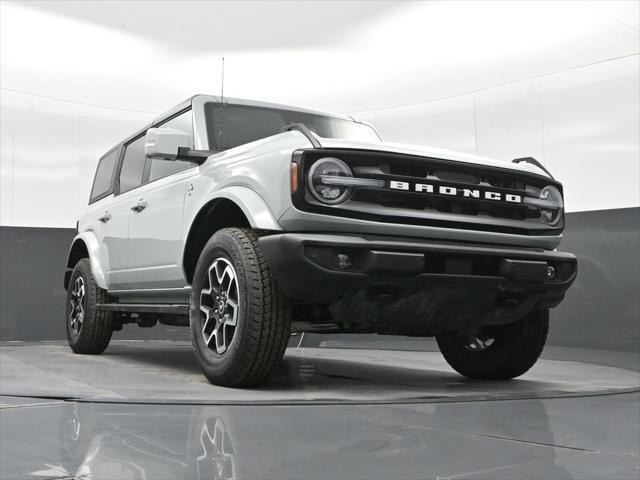 new 2024 Ford Bronco car, priced at $50,329