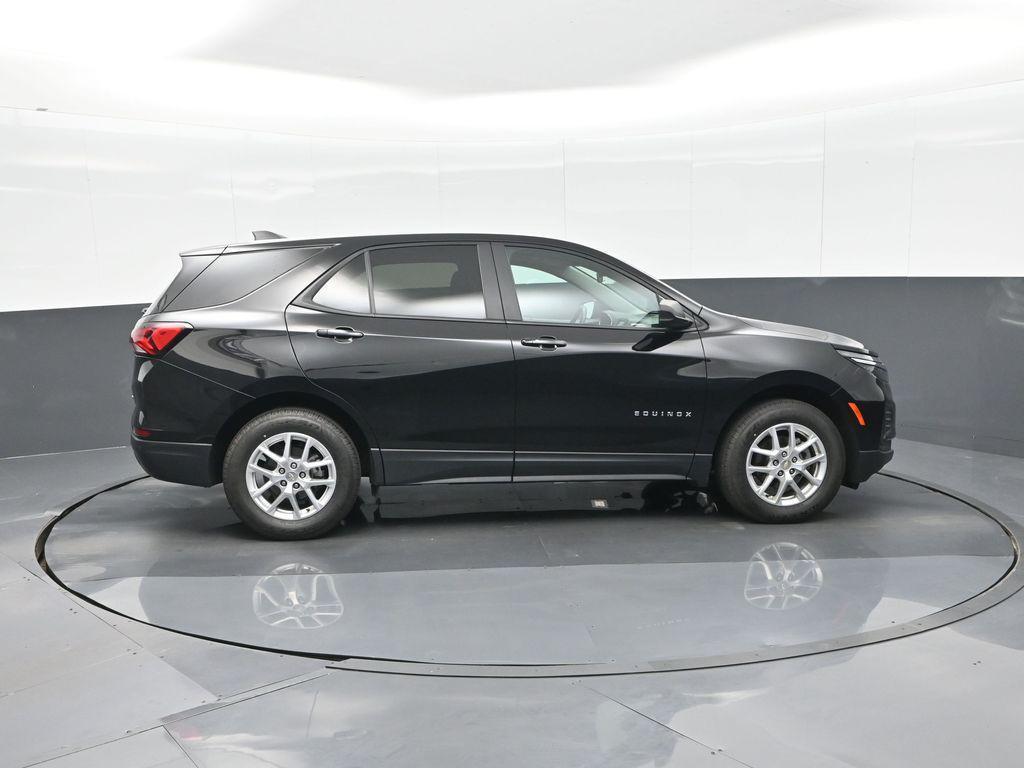 used 2023 Chevrolet Equinox car, priced at $21,999