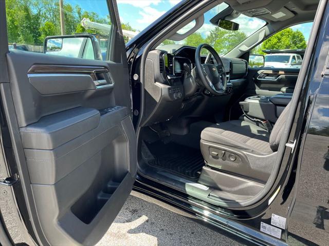 new 2025 Chevrolet Silverado 1500 car