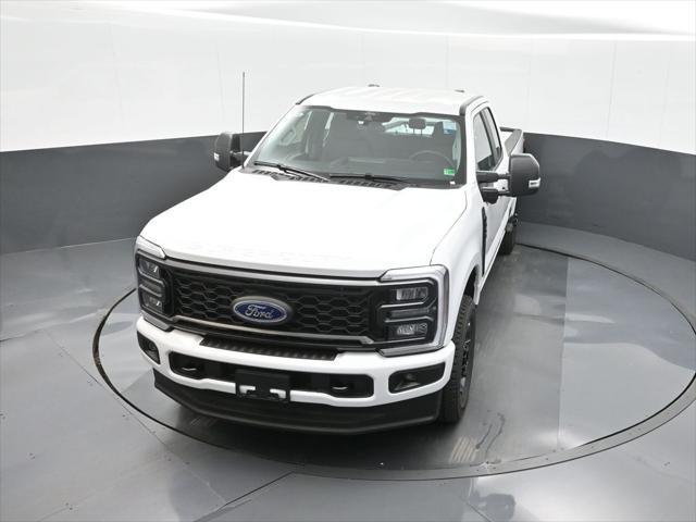 new 2025 Ford F-350 car, priced at $61,095