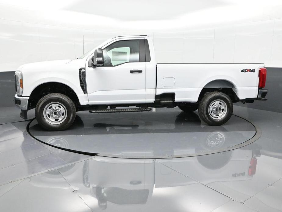 new 2024 Ford F-250 car, priced at $49,374