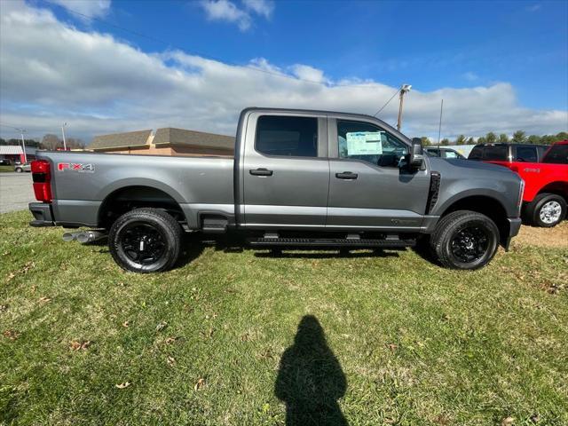 new 2024 Ford F-350 car, priced at $65,284