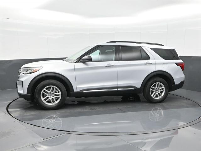 new 2025 Ford Explorer car, priced at $40,493