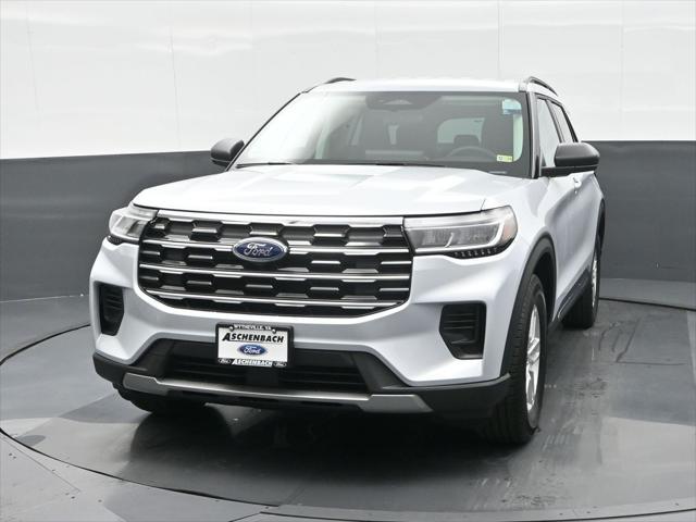 new 2025 Ford Explorer car, priced at $40,493