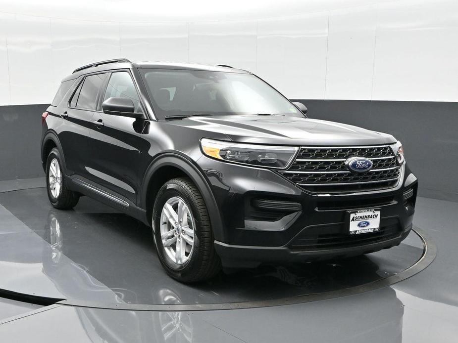 new 2024 Ford Explorer car, priced at $37,901
