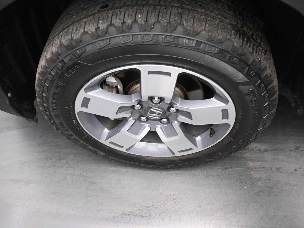 used 2024 Honda Ridgeline car, priced at $37,500