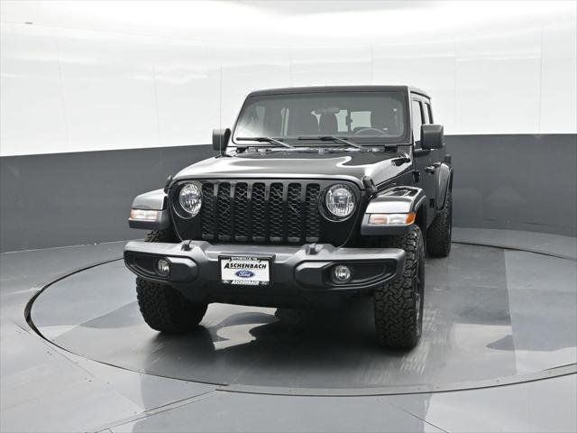 used 2021 Jeep Gladiator car, priced at $31,701