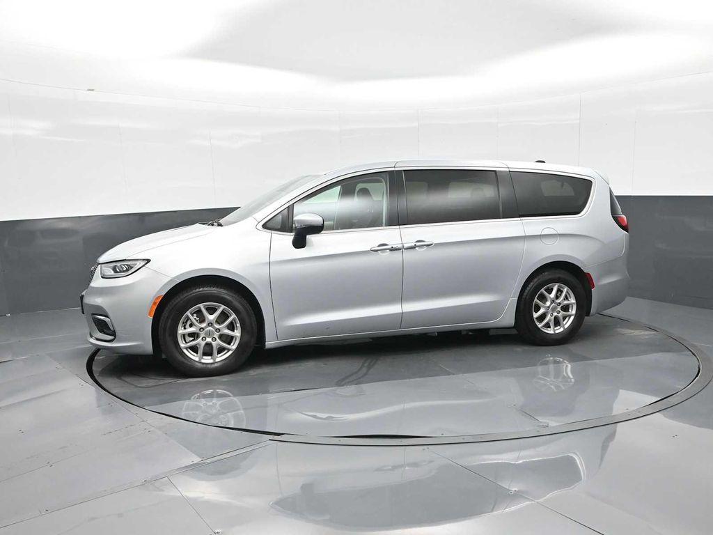 used 2023 Chrysler Pacifica car, priced at $24,517