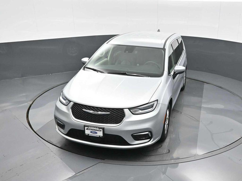used 2023 Chrysler Pacifica car, priced at $24,517
