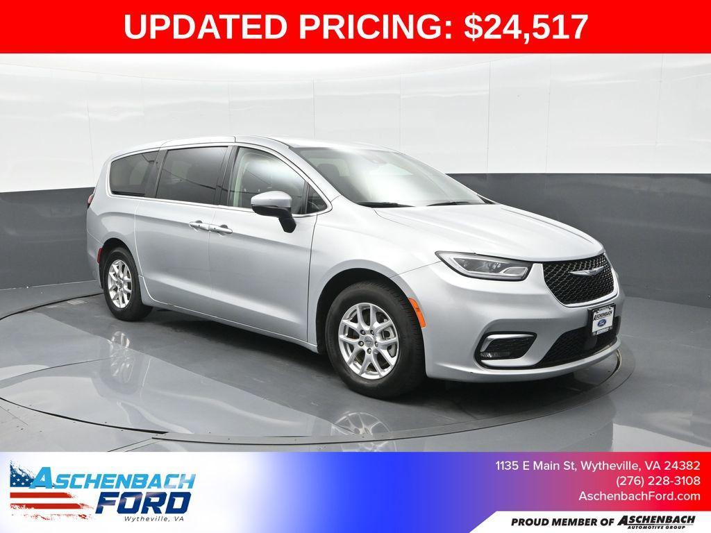 used 2023 Chrysler Pacifica car, priced at $24,517