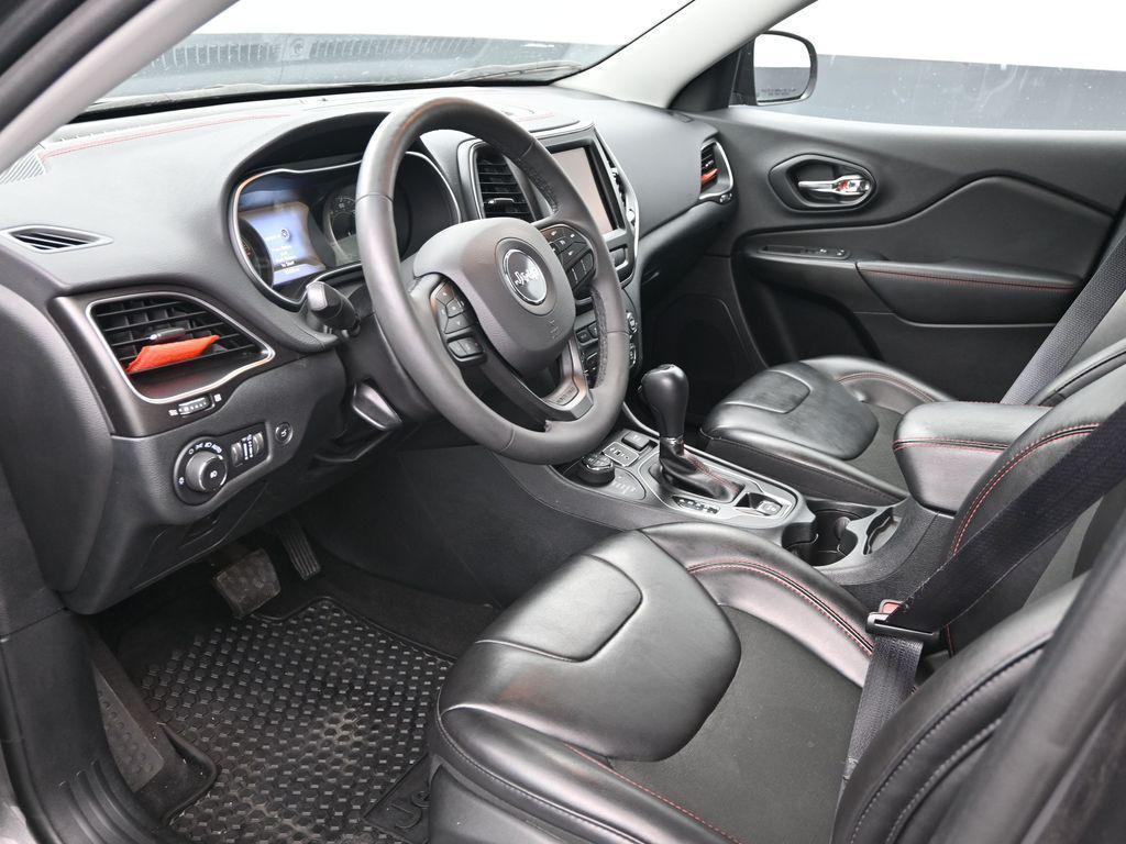used 2022 Jeep Cherokee car, priced at $24,736