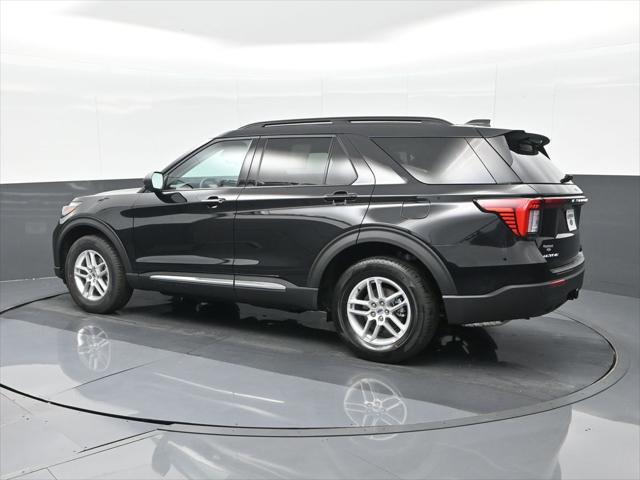 new 2025 Ford Explorer car, priced at $39,915