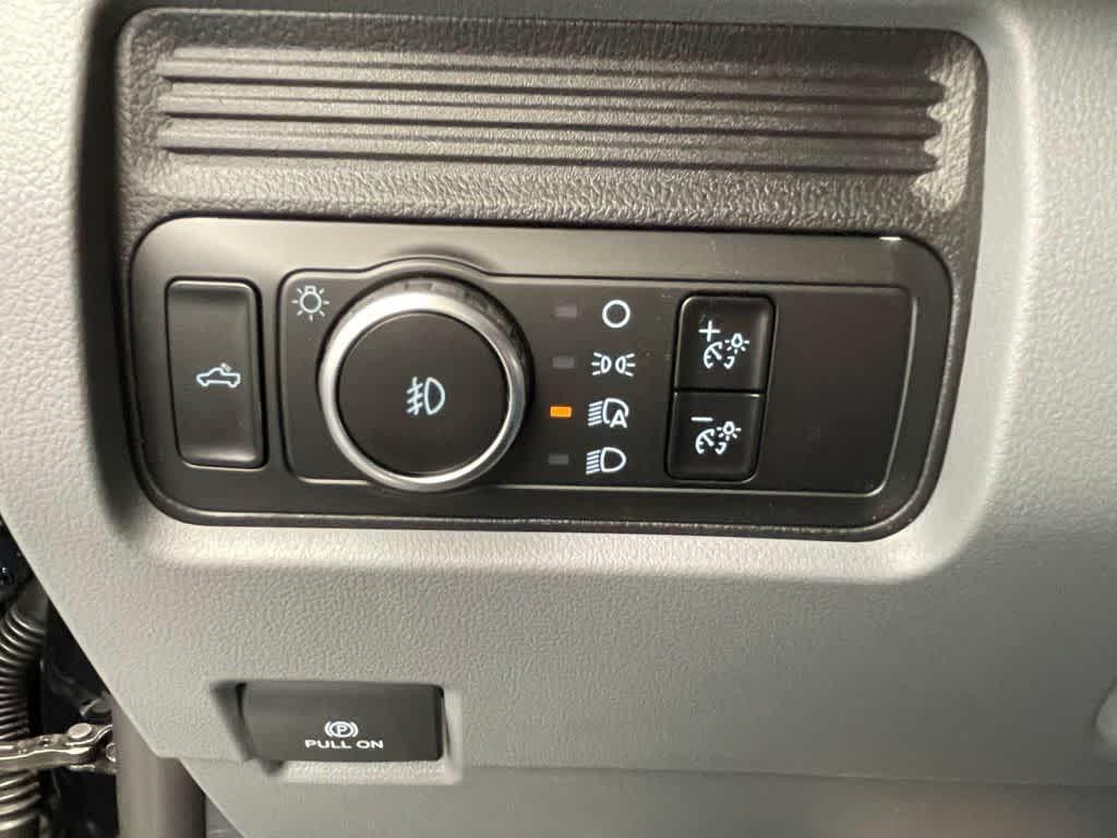 new 2025 Ford F-250 car, priced at $58,431