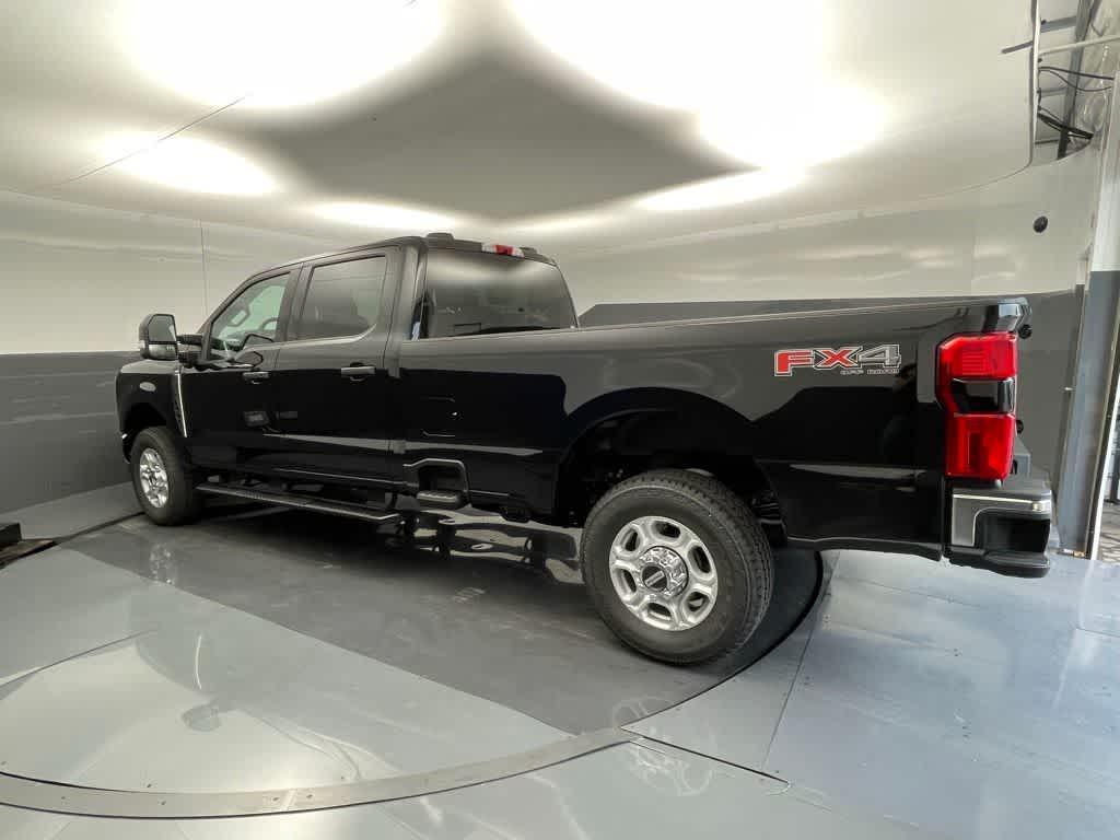 new 2025 Ford F-250 car, priced at $58,431