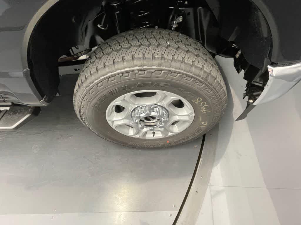new 2025 Ford F-250 car, priced at $58,431